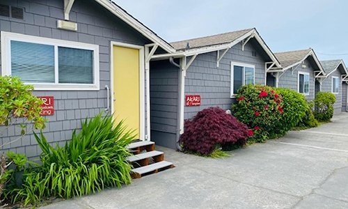 Akari Bungalows