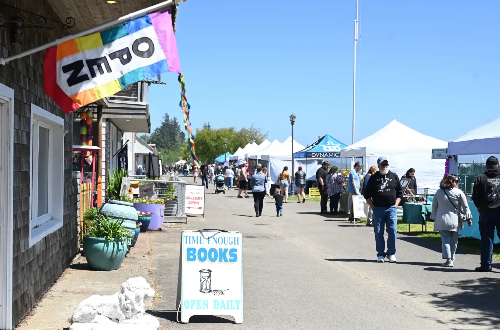 Ilwaco Saturday Market