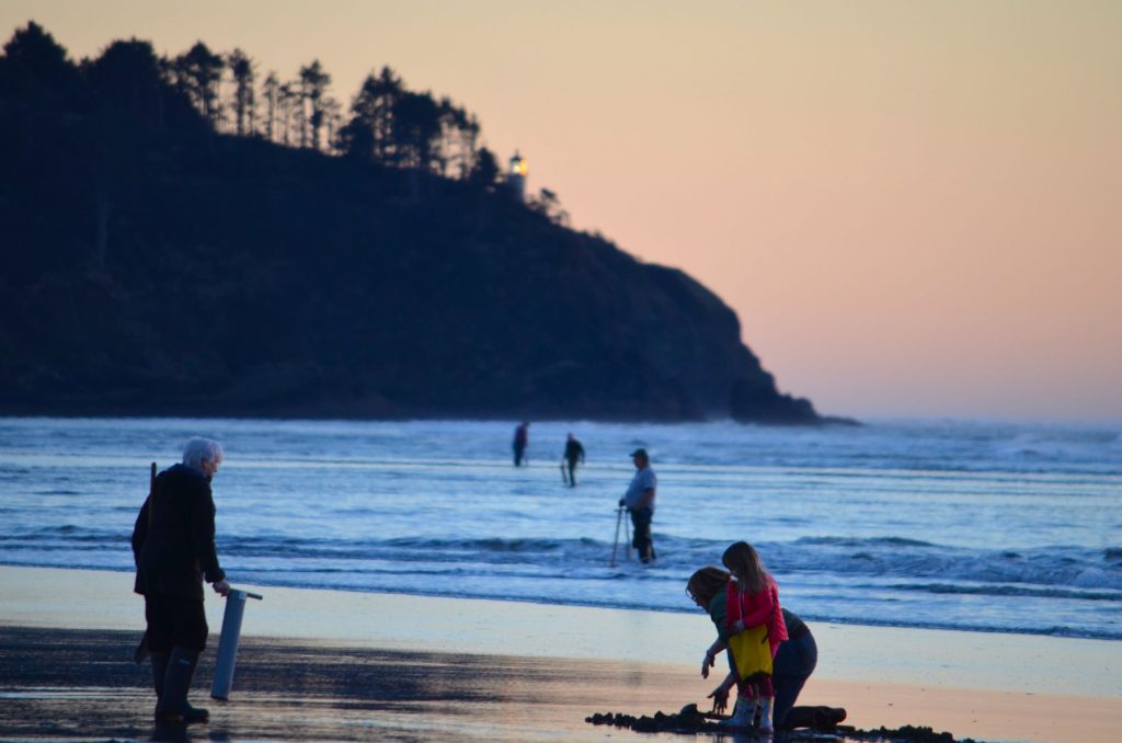 Razor Clam Digging