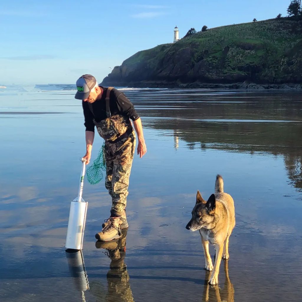 Razor Clam Digging