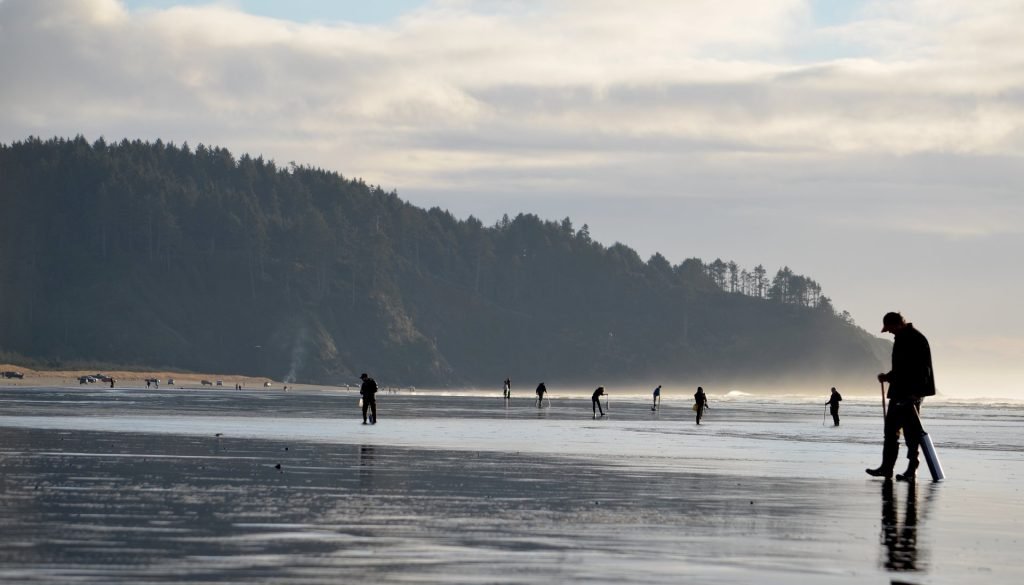 Razor Clam Digging