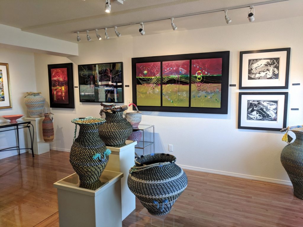 A family thing to do near Long Beach, WA is visiting Ilwaco Artworks galleries, showcasing local artistry.